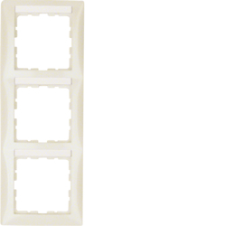 10138912 Рамка з полем д/надпису біла 3-кратна вертикальна S.1