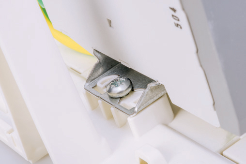 Легко доступная DIN рейка Легко доступная DIN рейка